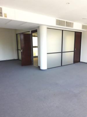 Oficina Comercial C/ Cocheras - Imagen# 1