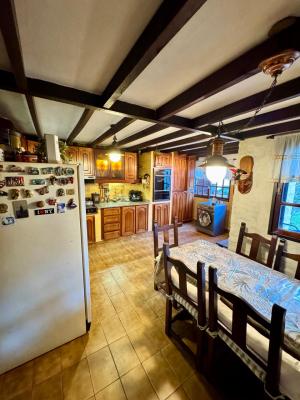 Casa 6 Amb. C/3 Balcones, Fondo, Parrilla, Garage - Imagen# 11
