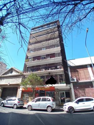 Excelente Depto. 4 Amb. C/ Balcon y Pati - Imagen# 1