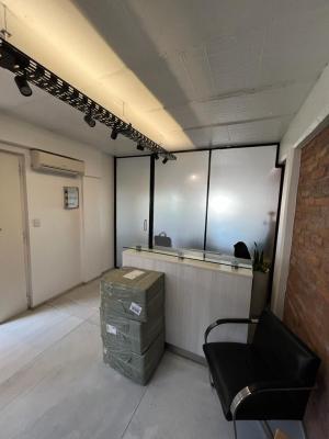 Excelente Oficina Comercial C/ Cochera - Imagen# 18