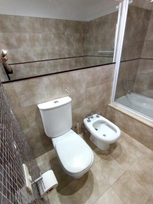 Oficina 2 Ambientes con Balcon y Vista Al Dique - Imagen# 21